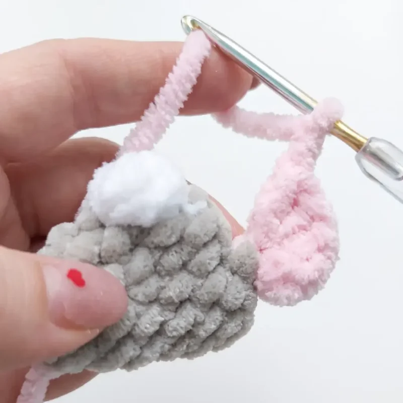 Baby rat amigurumi pattern with a bendable long neck — photo 6
