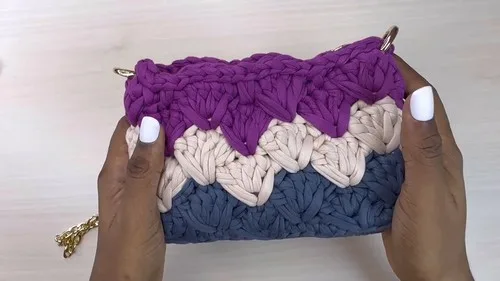 Chic Crochet Purse Pattern You'll Want To Make This Weekend