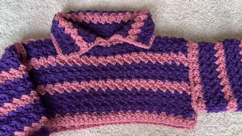 Chunky crochet sweater with collar, easy panels