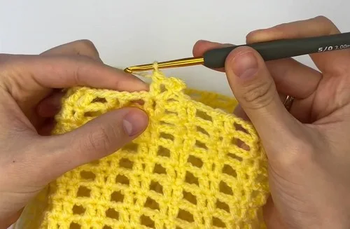 Crochet bucket hat for warm weather days — photo 3