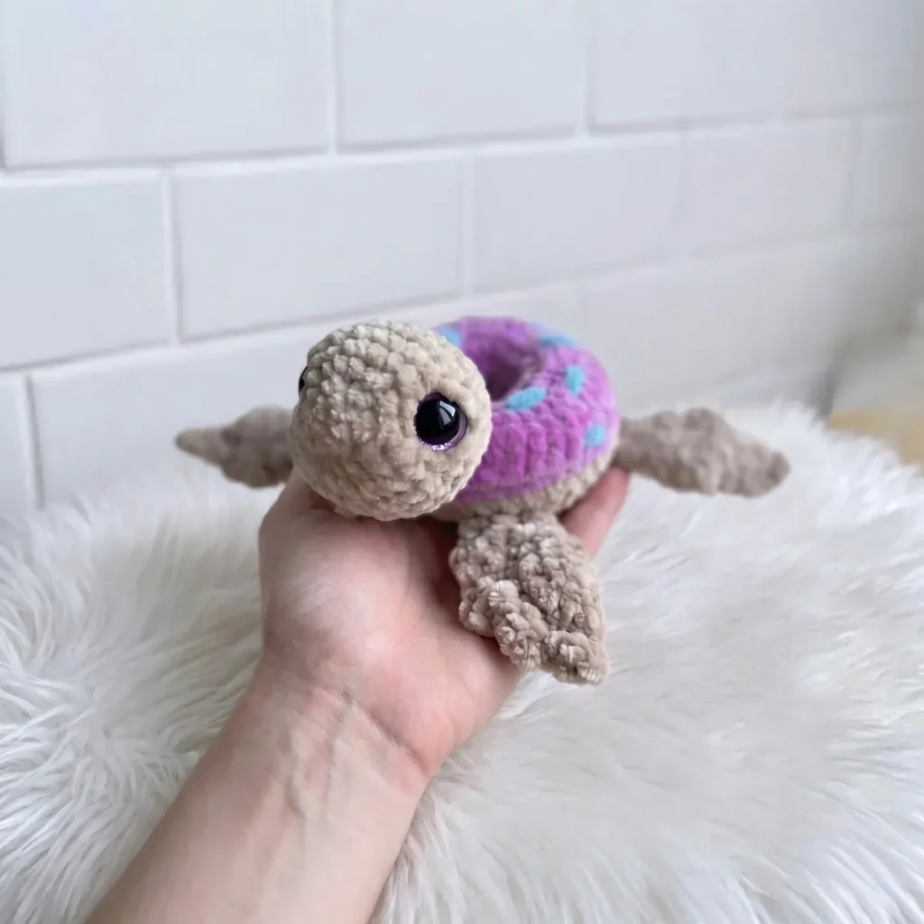 Crochet donut turtle amigurumi pattern