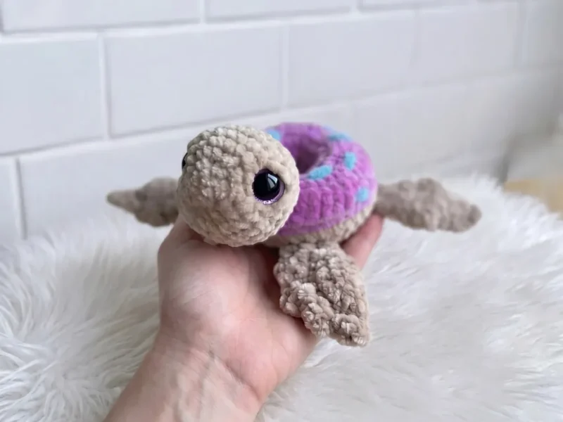 Crochet donut turtle amigurumi pattern