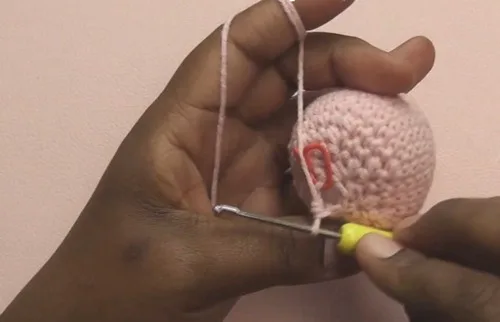 Crochet Mini Axolotl Amigurumi Pattern That'll Melt Hearts — photo 5