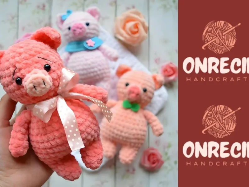 A little amigurumi pig made in one piece