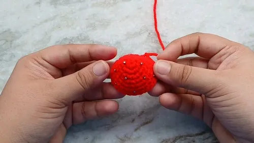 Little mushroom amigurumi keychain pattern — photo 5