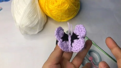 Quick & Easy Crochet Butterfly Amigurumi Pattern — photo 2