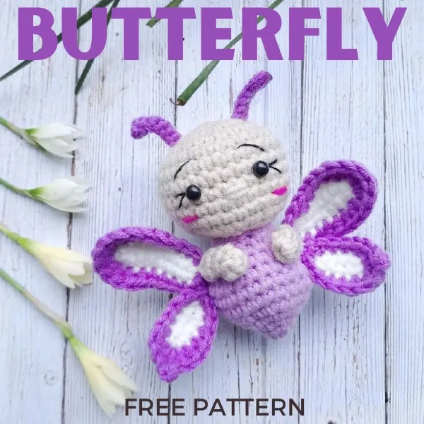Small crochet butterfly amigurumi with wings and body — photo 3