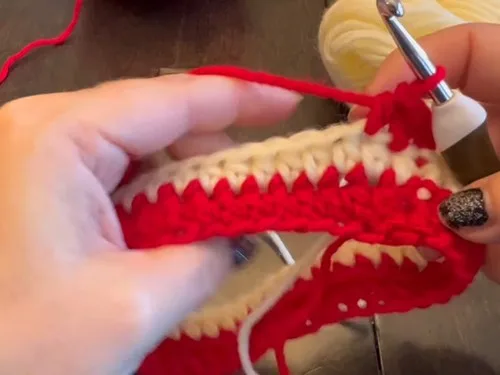 Striped half double crochet sweater for pets — photo 4
