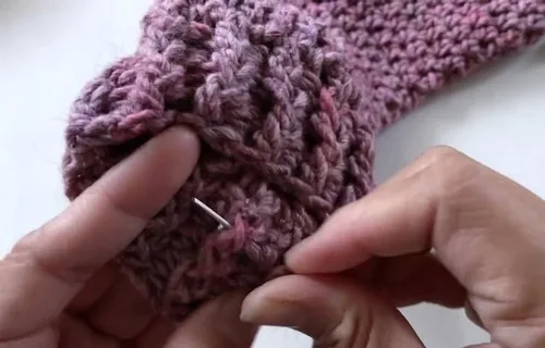 Simple toe up crochet socks for cozy evenings — photo 2