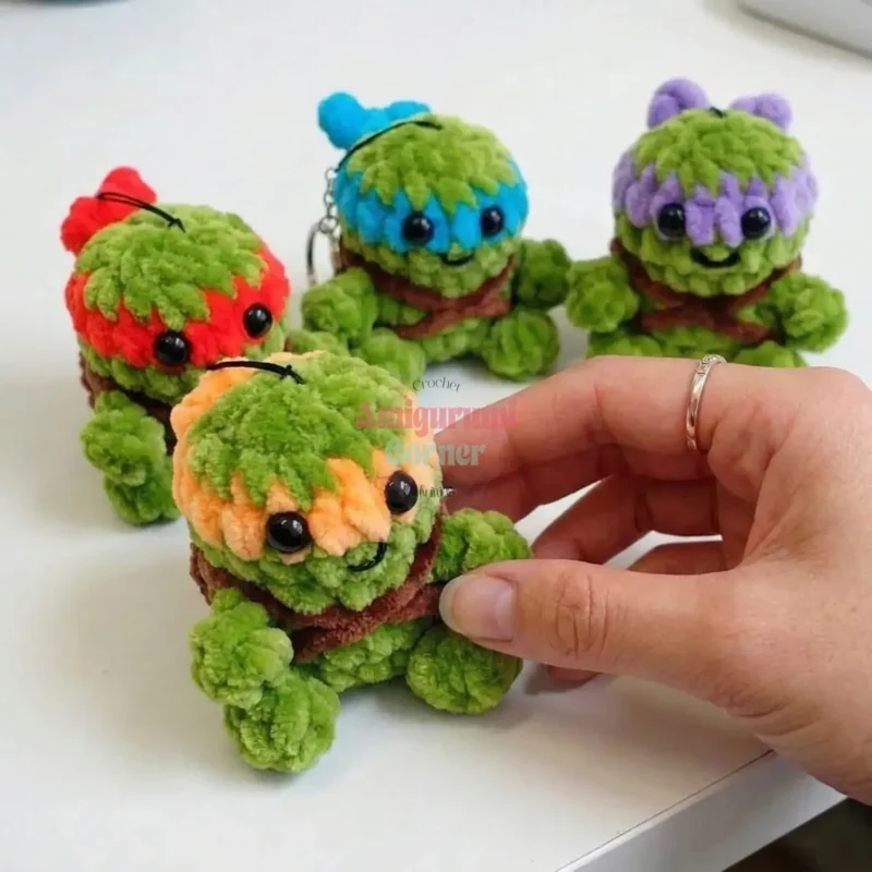 Little green turtle amigurumi crochet pattern — photo 3